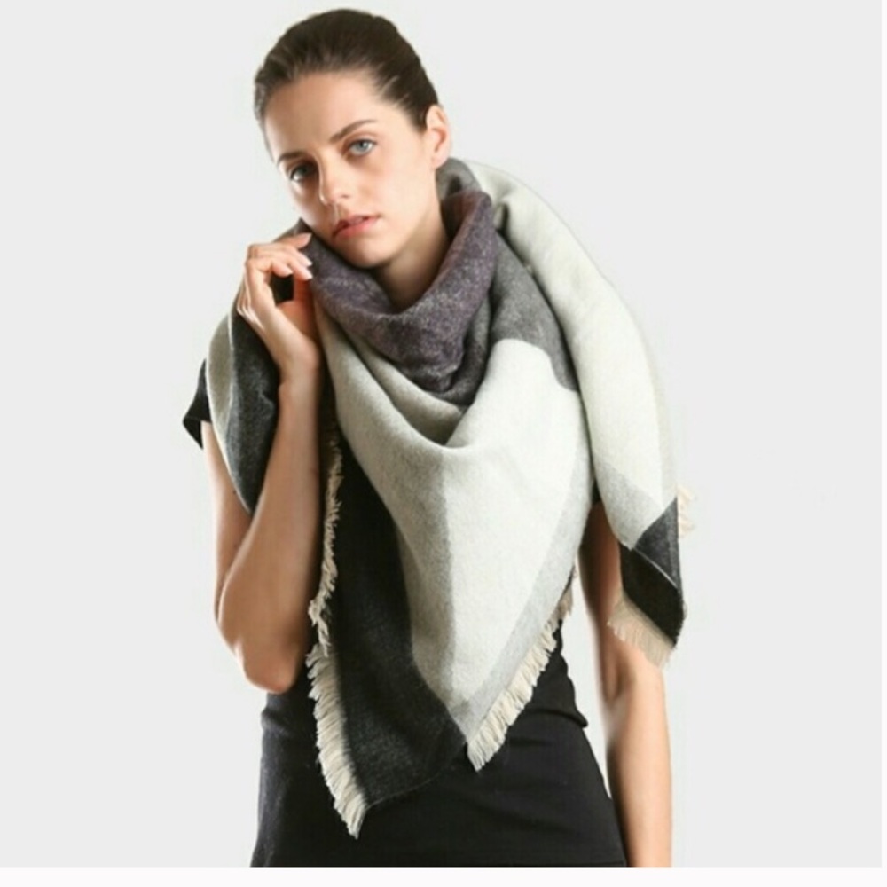 Geometric Pattern Blanket Scarf